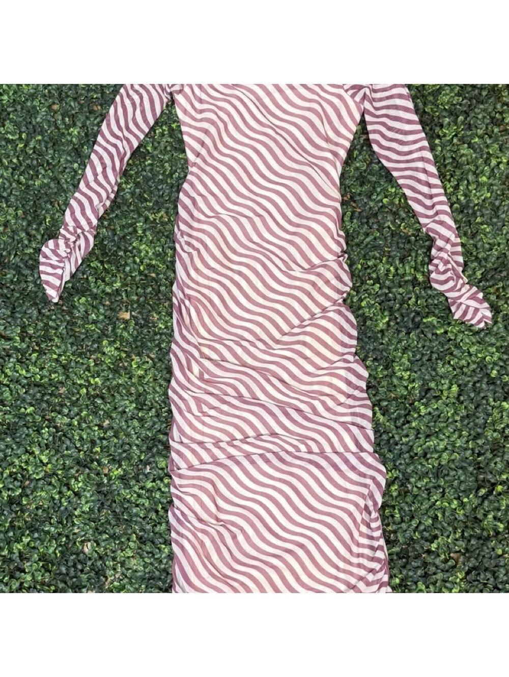 Anthropologie maxi dress in a dreamy mauve & cream wavy stripe print ✨womens xs
